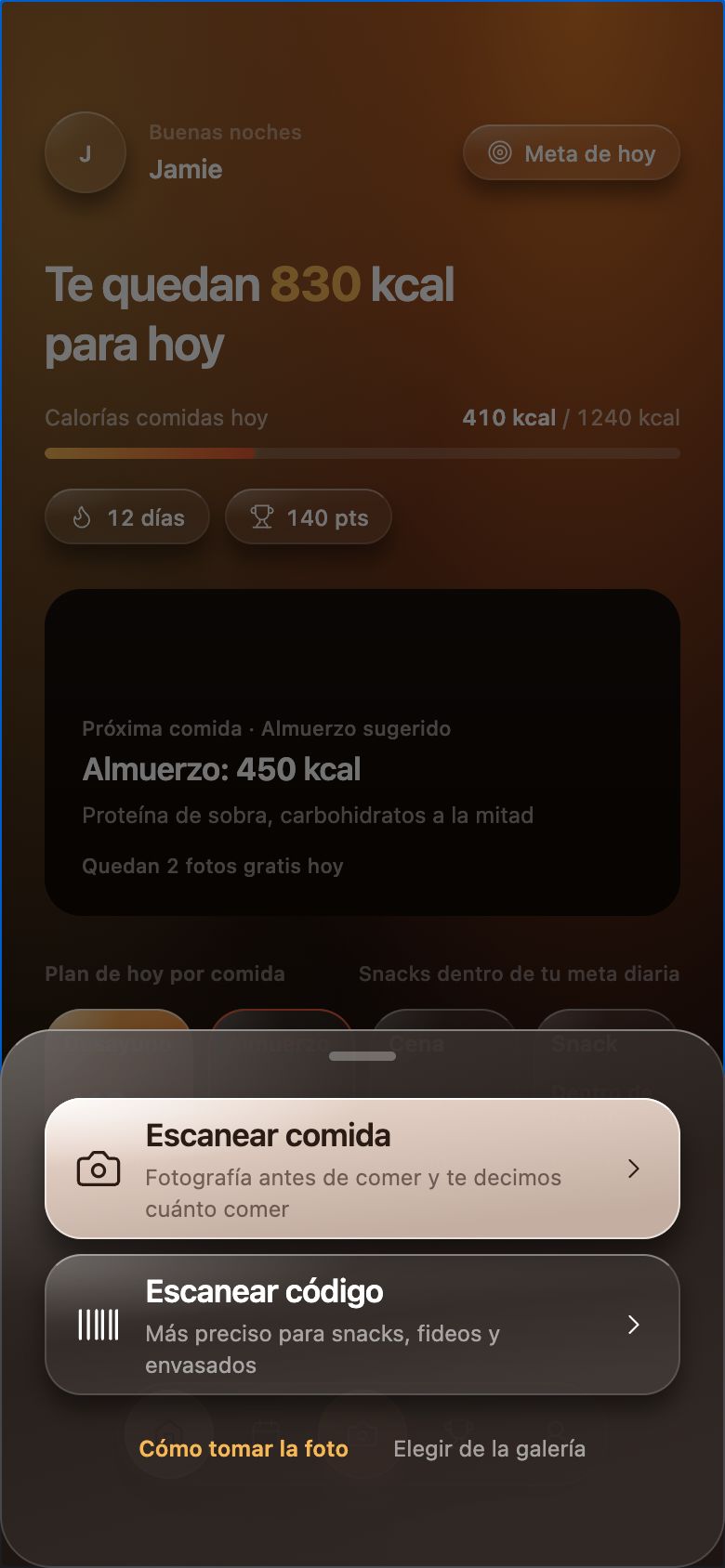 El botón de cámara abre la elección entre escaneo de comida o de código de barras